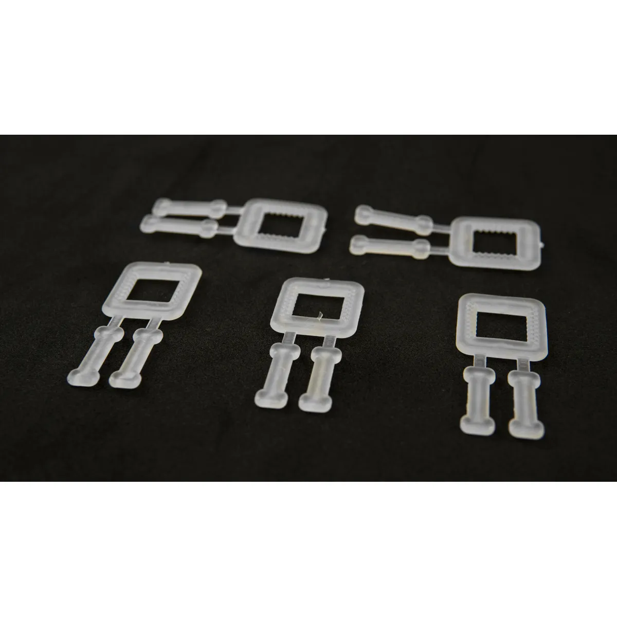 Plastové spony BUCKLES-5P na PP pásku so šírkou 12 mm